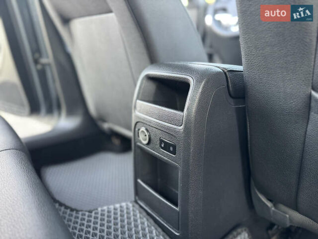 Серый Фольксваген Джетта, объемом двигателя 1.97 л и пробегом 212 тыс. км за 9200 $, фото 38 на Automoto.ua