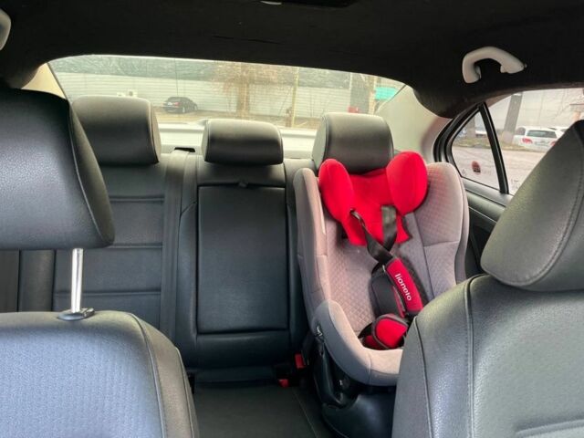 Сірий Фольксваген Джетта, об'ємом двигуна 2.5 л та пробігом 302 тис. км за 7600 $, фото 11 на Automoto.ua