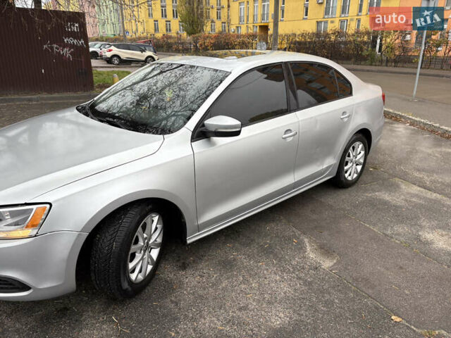 Серый Фольксваген Джетта, объемом двигателя 1.97 л и пробегом 311 тыс. км за 8100 $, фото 4 на Automoto.ua