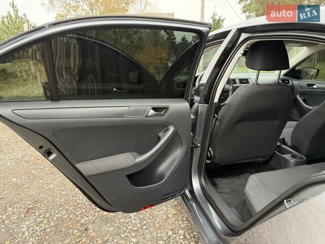 Серый Фольксваген Джетта, объемом двигателя 1.98 л и пробегом 152 тыс. км за 8900 $, фото 17 на Automoto.ua