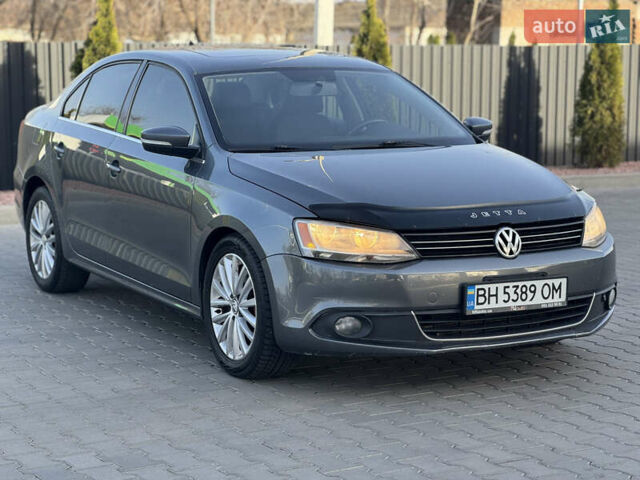 Серый Фольксваген Джетта, объемом двигателя 1.97 л и пробегом 212 тыс. км за 9200 $, фото 6 на Automoto.ua