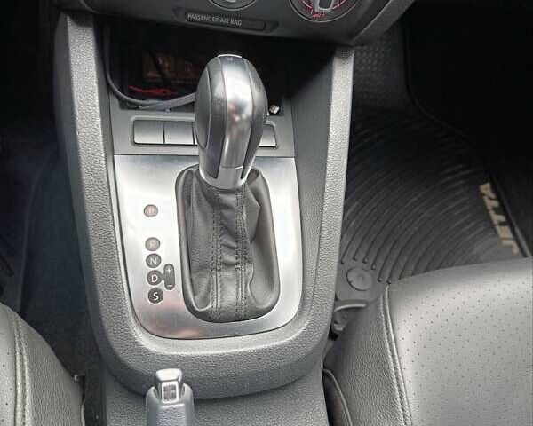 Серый Фольксваген Джетта, объемом двигателя 2.48 л и пробегом 208 тыс. км за 10499 $, фото 30 на Automoto.ua