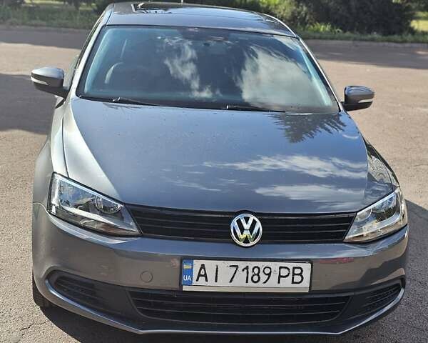 Серый Фольксваген Джетта, объемом двигателя 2.48 л и пробегом 180 тыс. км за 9000 $, фото 3 на Automoto.ua