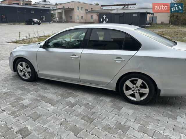 Сірий Фольксваген Джетта, об'ємом двигуна 1.6 л та пробігом 284 тис. км за 6350 $, фото 9 на Automoto.ua