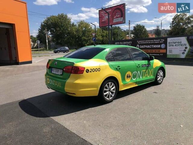 Серый Фольксваген Джетта, объемом двигателя 2.48 л и пробегом 320 тыс. км за 5299 $, фото 2 на Automoto.ua