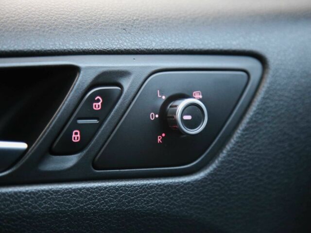 Серый Фольксваген Джетта, объемом двигателя 2 л и пробегом 139 тыс. км за 1220 $, фото 21 на Automoto.ua