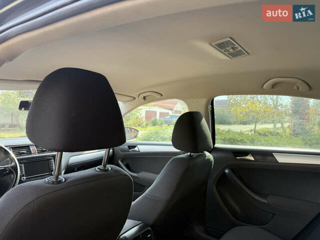 Фольксваген Джетта 2012 в Одессе на Automoto.ua Серый Фольксваген Джетта, объемом двигателя 1.4 л и пробегом 189 тыс. км за 8800 $, фото 34 на Automoto.ua