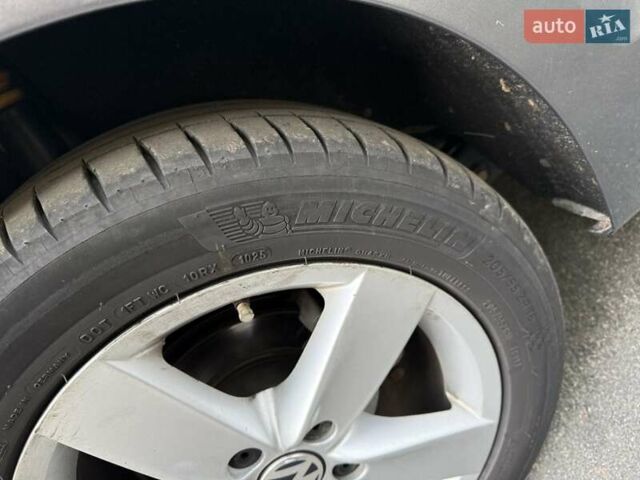 Серый Фольксваген Джетта, объемом двигателя 1.97 л и пробегом 145 тыс. км за 12000 $, фото 19 на Automoto.ua