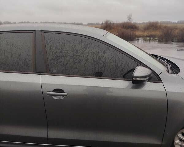 Серый Фольксваген Джетта, объемом двигателя 2.5 л и пробегом 297 тыс. км за 7600 $, фото 11 на Automoto.ua