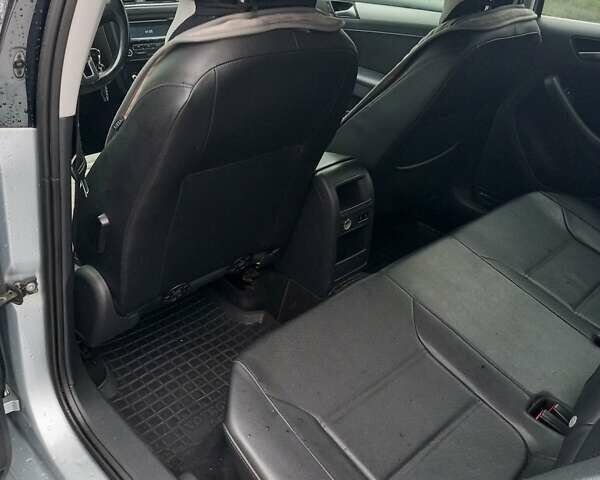 Серый Фольксваген Джетта, объемом двигателя 2.5 л и пробегом 210 тыс. км за 7600 $, фото 10 на Automoto.ua