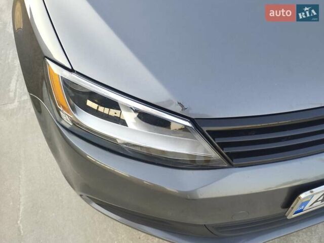 Сірий Фольксваген Джетта, об'ємом двигуна 2.48 л та пробігом 279 тис. км за 7500 $, фото 11 на Automoto.ua