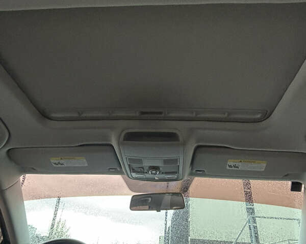 Фольксваген Джетта 2012 в Киеве на Automoto.ua Серый Фольксваген Джетта, объемом двигателя 2.48 л и пробегом 171 тыс. км за 7500 $, фото 8 на Automoto.ua