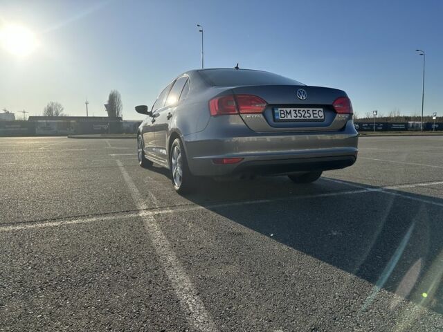 Сірий Фольксваген Джетта, об'ємом двигуна 2 л та пробігом 187 тис. км за 9999 $, фото 3 на Automoto.ua