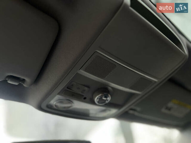 Серый Фольксваген Джетта, объемом двигателя 2.48 л и пробегом 226 тыс. км за 8700 $, фото 18 на Automoto.ua