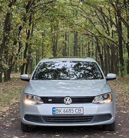 Серый Фольксваген Джетта, объемом двигателя 1.97 л и пробегом 265 тыс. км за 8900 $, фото 3 на Automoto.ua