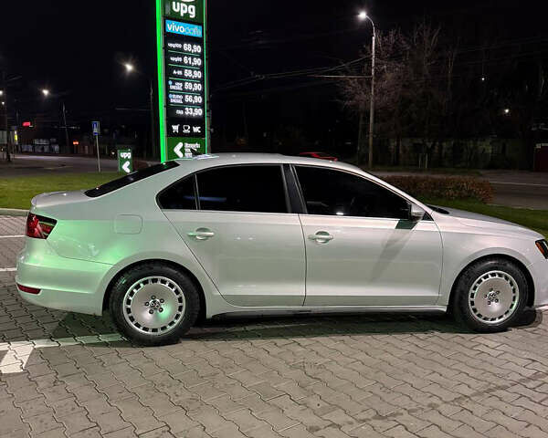 Серый Фольксваген Джетта, объемом двигателя 1.98 л и пробегом 169 тыс. км за 12400 $, фото 2 на Automoto.ua