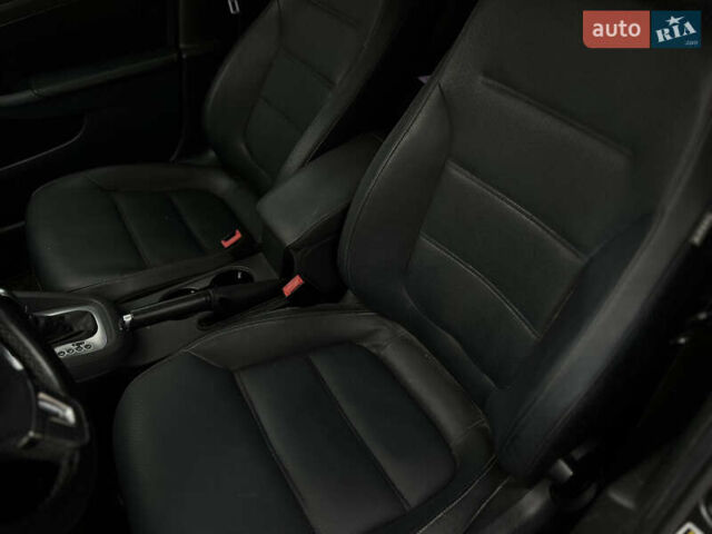 Серый Фольксваген Джетта, объемом двигателя 2.48 л и пробегом 226 тыс. км за 8700 $, фото 12 на Automoto.ua