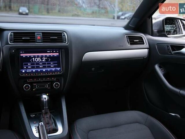 Серый Фольксваген Джетта, объемом двигателя 1.98 л и пробегом 215 тыс. км за 12200 $, фото 12 на Automoto.ua