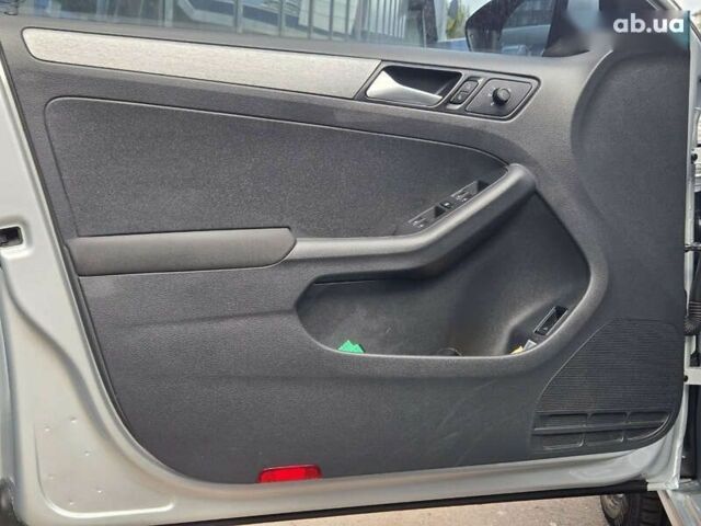 Серый Фольксваген Джетта, объемом двигателя 1.4 л и пробегом 154 тыс. км за 8800 $, фото 15 на Automoto.ua