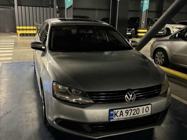 Фольксваген Джетта 2012 в Киеве на Automoto.ua Серый Фольксваген Джетта, объемом двигателя 2.5 л и пробегом 171 тыс. км за 7500 $, фото 1 на Automoto.ua