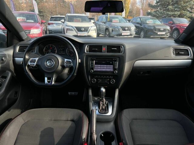 Сірий Фольксваген Джетта, об'ємом двигуна 2 л та пробігом 175 тис. км за 9999 $, фото 9 на Automoto.ua