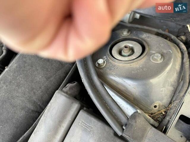 Серый Фольксваген Джетта, объемом двигателя 1.97 л и пробегом 145 тыс. км за 12000 $, фото 21 на Automoto.ua