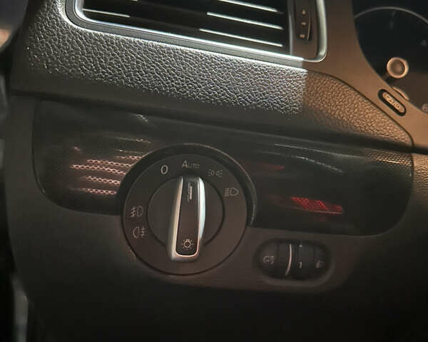 Серый Фольксваген Джетта, объемом двигателя 1.97 л и пробегом 187 тыс. км за 9900 $, фото 22 на Automoto.ua