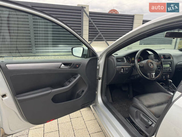 Серый Фольксваген Джетта, объемом двигателя 1.98 л и пробегом 295 тыс. км за 8000 $, фото 10 на Automoto.ua