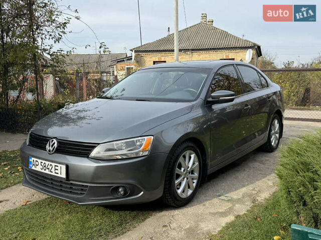 Серый Фольксваген Джетта, объемом двигателя 2.5 л и пробегом 215 тыс. км за 8500 $, фото 4 на Automoto.ua