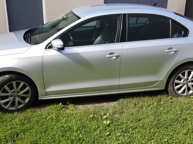 Серый Фольксваген Джетта, объемом двигателя 2.5 л и пробегом 220 тыс. км за 8300 $, фото 1 на Automoto.ua