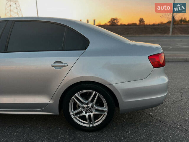 Серый Фольксваген Джетта, объемом двигателя 1.98 л и пробегом 317 тыс. км за 7400 $, фото 8 на Automoto.ua