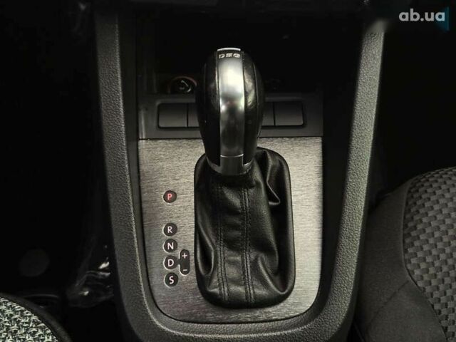 Серый Фольксваген Джетта, объемом двигателя 1.4 л и пробегом 154 тыс. км за 8800 $, фото 23 на Automoto.ua