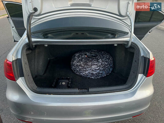 Серый Фольксваген Джетта, объемом двигателя 1.98 л и пробегом 317 тыс. км за 7400 $, фото 20 на Automoto.ua