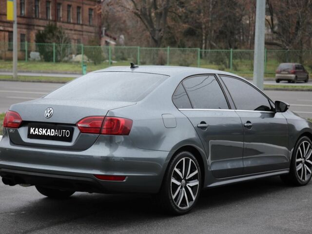 Серый Фольксваген Джетта, объемом двигателя 2 л и пробегом 139 тыс. км за 1220 $, фото 5 на Automoto.ua