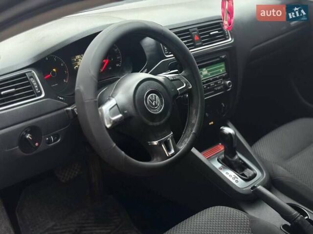 Серый Фольксваген Джетта, объемом двигателя 1.98 л и пробегом 350 тыс. км за 5999 $, фото 8 на Automoto.ua