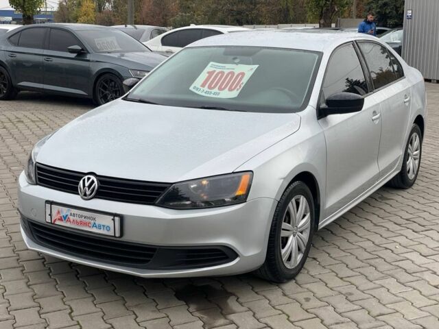 Фольксваген Джетта 2012 в Кривом Роге на Automoto.ua Серый Фольксваген Джетта, объемом двигателя 2 л и пробегом 153 тыс. км за 7700 $, фото 1 на Automoto.ua