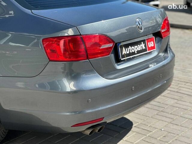 Серый Фольксваген Джетта, объемом двигателя 2.5 л и пробегом 194 тыс. км за 8490 $, фото 7 на Automoto.ua