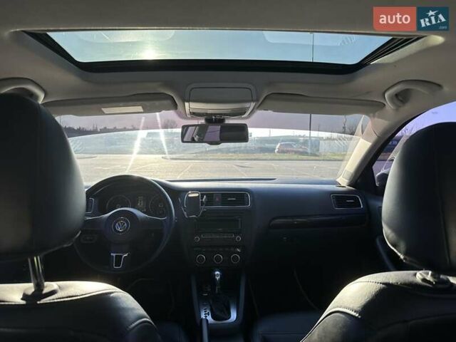 Сірий Фольксваген Джетта, об'ємом двигуна 1.97 л та пробігом 186 тис. км за 10250 $, фото 10 на Automoto.ua