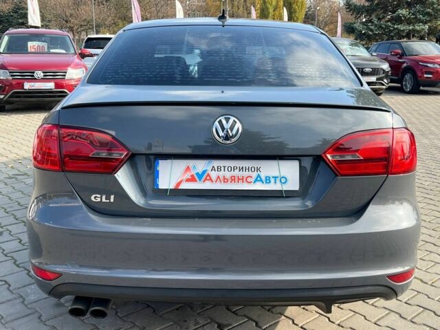 Сірий Фольксваген Джетта, об'ємом двигуна 2 л та пробігом 175 тис. км за 9999 $, фото 5 на Automoto.ua