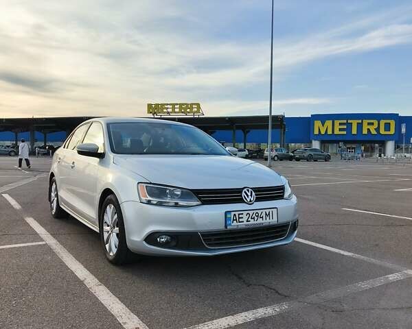 Сірий Фольксваген Джетта, об'ємом двигуна 2.5 л та пробігом 111 тис. км за 9500 $, фото 1 на Automoto.ua