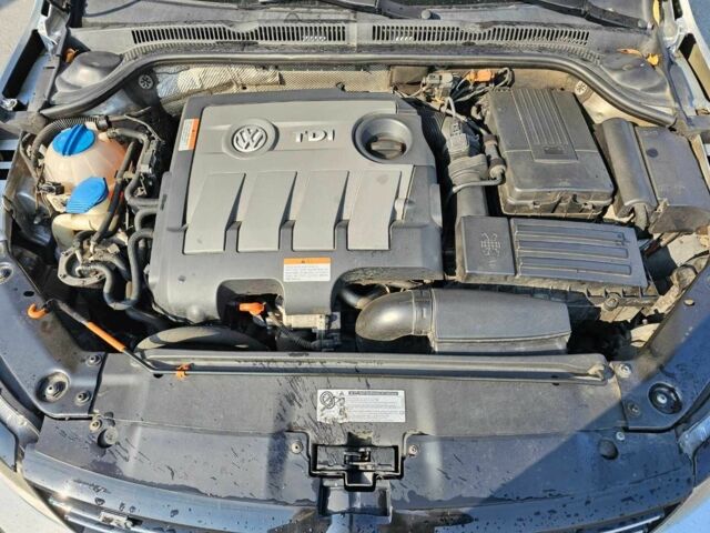 Серый Фольксваген Джетта, объемом двигателя 1.6 л и пробегом 189 тыс. км за 2100 $, фото 4 на Automoto.ua