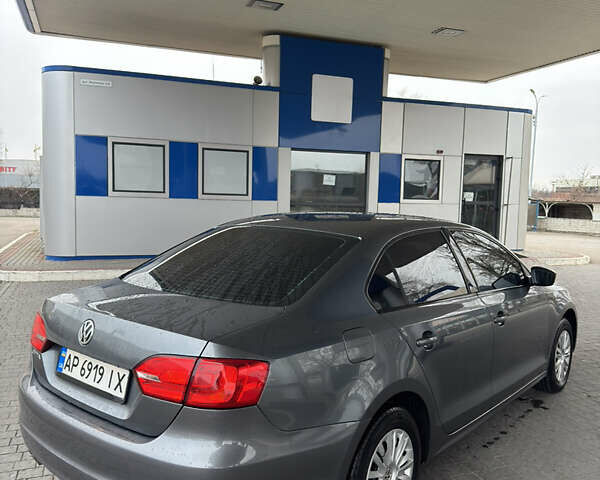 Серый Фольксваген Джетта, объемом двигателя 1.98 л и пробегом 240 тыс. км за 8200 $, фото 5 на Automoto.ua