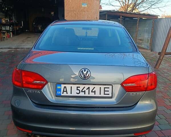 Сірий Фольксваген Джетта, об'ємом двигуна 2.5 л та пробігом 279 тис. км за 7800 $, фото 16 на Automoto.ua