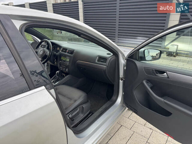 Серый Фольксваген Джетта, объемом двигателя 1.98 л и пробегом 295 тыс. км за 8000 $, фото 15 на Automoto.ua