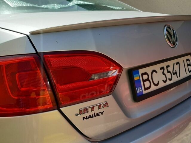 Серый Фольксваген Джетта, объемом двигателя 2.5 л и пробегом 220 тыс. км за 8300 $, фото 5 на Automoto.ua