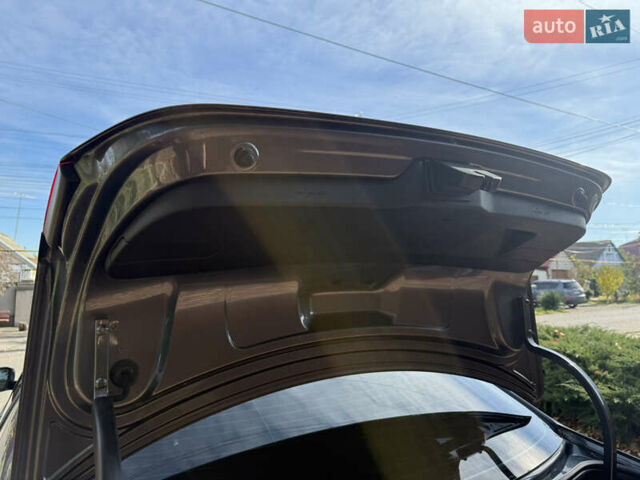 Фольксваген Джетта 2012 в Одессе на Automoto.ua Серый Фольксваген Джетта, объемом двигателя 1.4 л и пробегом 189 тыс. км за 8800 $, фото 42 на Automoto.ua