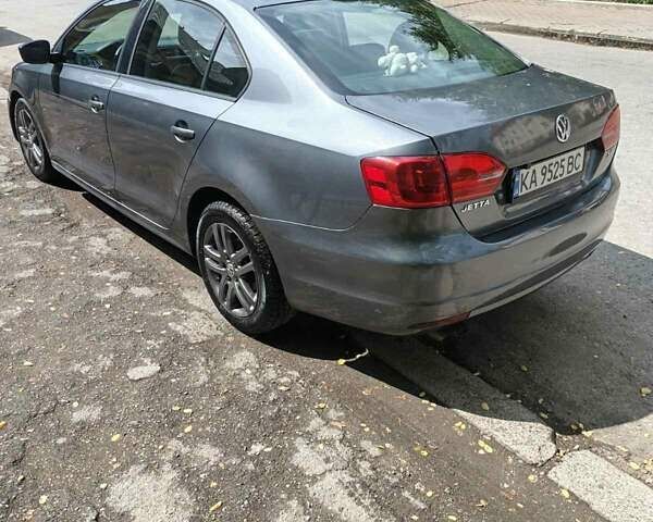 Серый Фольксваген Джетта, объемом двигателя 1.98 л и пробегом 137 тыс. км за 6800 $, фото 2 на Automoto.ua