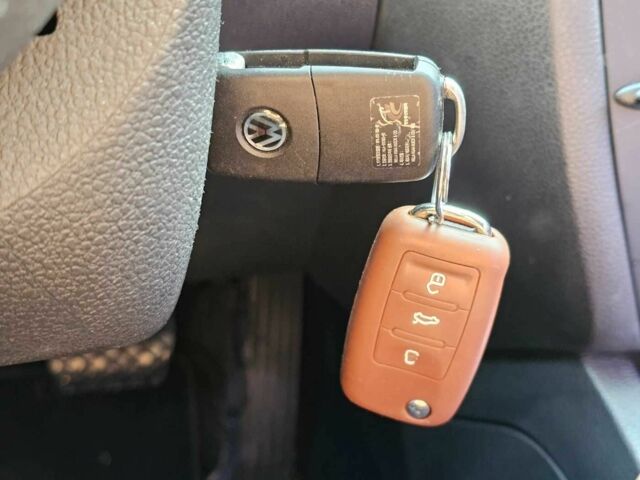 Серый Фольксваген Джетта, объемом двигателя 1.6 л и пробегом 189 тыс. км за 2100 $, фото 8 на Automoto.ua