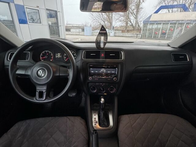 Серый Фольксваген Джетта, объемом двигателя 2 л и пробегом 240 тыс. км за 8200 $, фото 6 на Automoto.ua