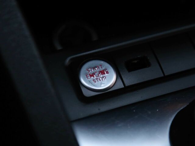 Серый Фольксваген Джетта, объемом двигателя 2 л и пробегом 139 тыс. км за 1220 $, фото 17 на Automoto.ua